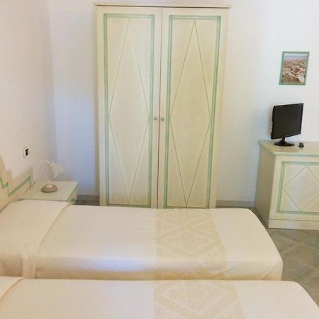 Hotel Cavour Olbia Exterior foto