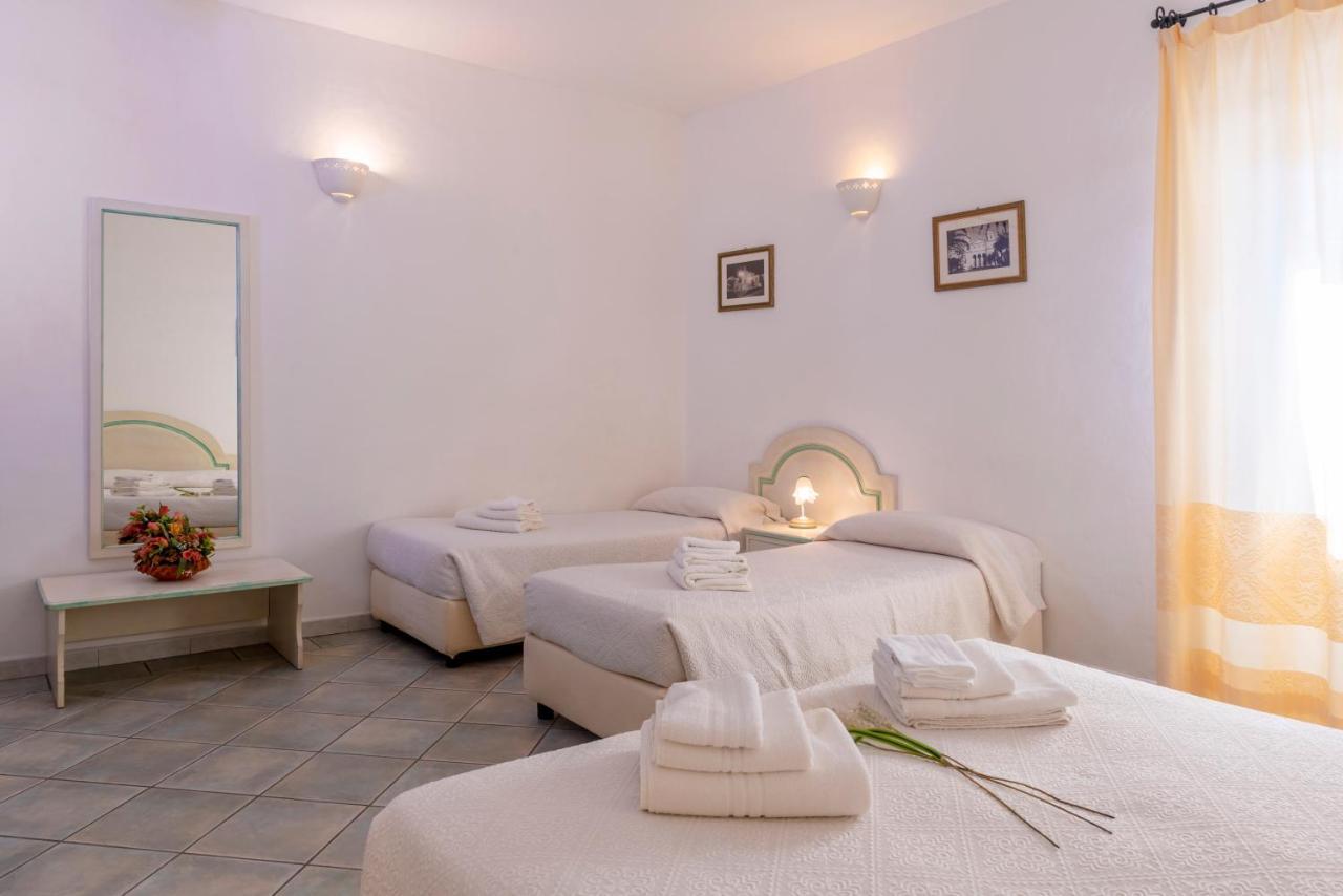 Hotel Cavour Olbia Exterior foto
